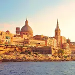 Apartman A Magnificent Sunny Seafront - Happy