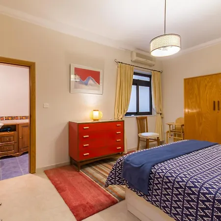 Magnificent Sunny Seafront - Happy Apartment Sliema
