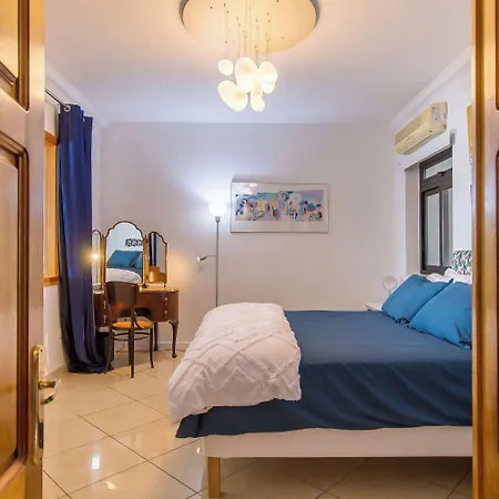 Appartement A Magnificent Sunny Seafront - Happy