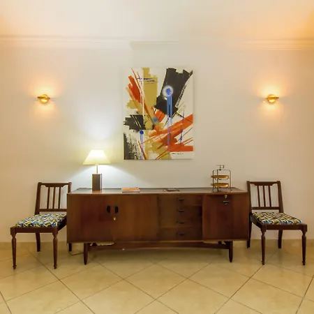 A Magnificent Sunny Seafront - Happy Apartment