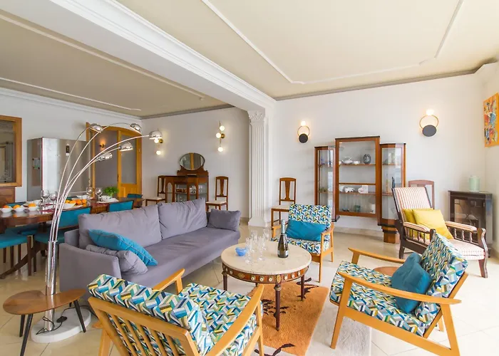 A Magnificent Sunny Seafront - Happy