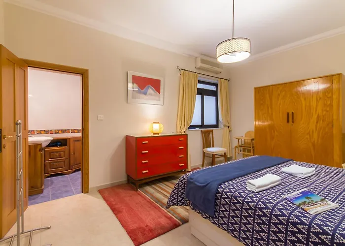 A Magnificent Sunny Seafront - Happy Sliema