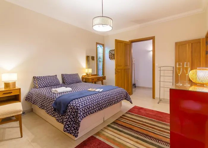 A Magnificent Sunny Seafront - Happy *